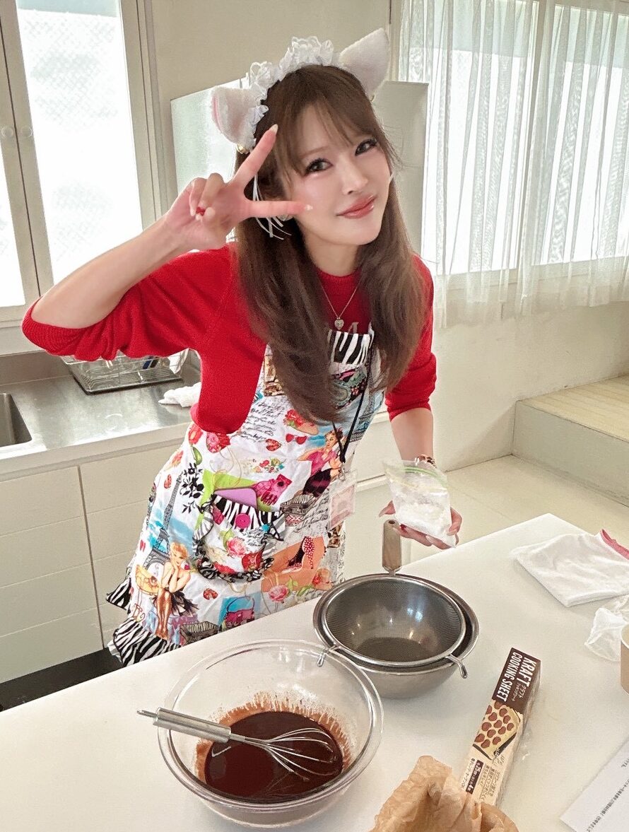 TikTokライバー「まりぃだぜ🦄💜博多むちむちお嬢👸」